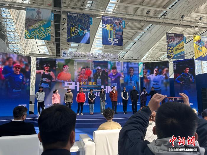 2026上海半马十周年启航 精英对决与城市荣耀交织