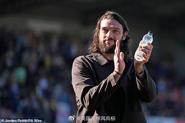 37岁前曼联前锋安迪·卡罗尔执教首秀告捷