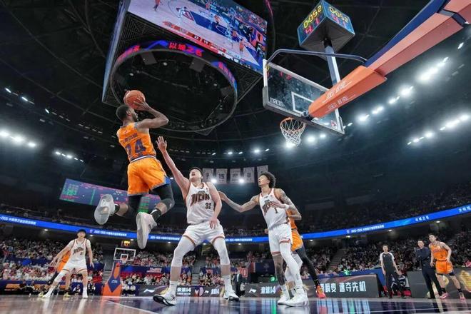 cba常规赛第35轮上海久事男篮16连胜追平上赛季纪